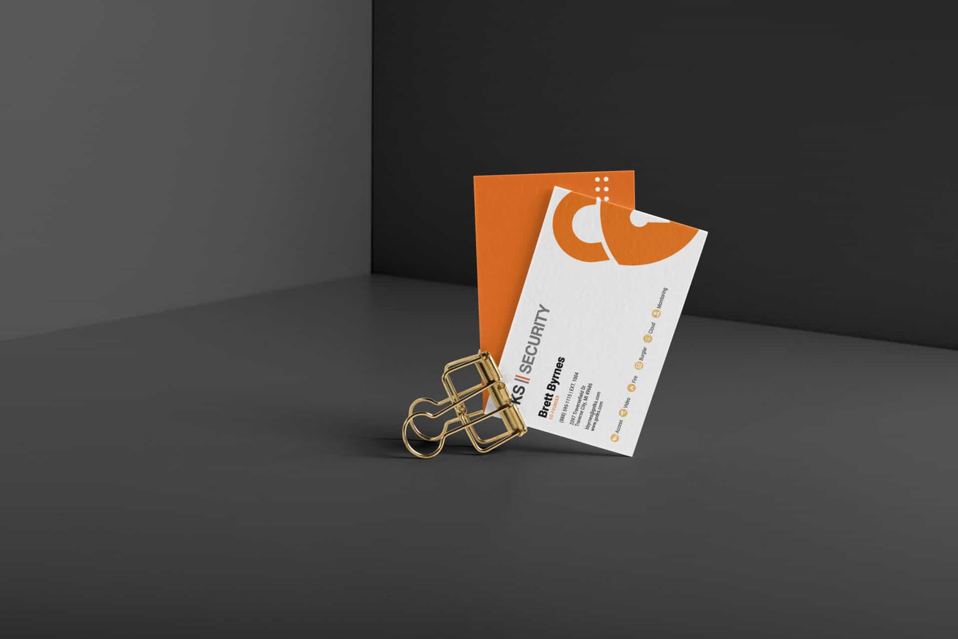 03-business-cards-2048×1367